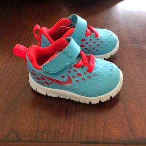 Baby Nike free